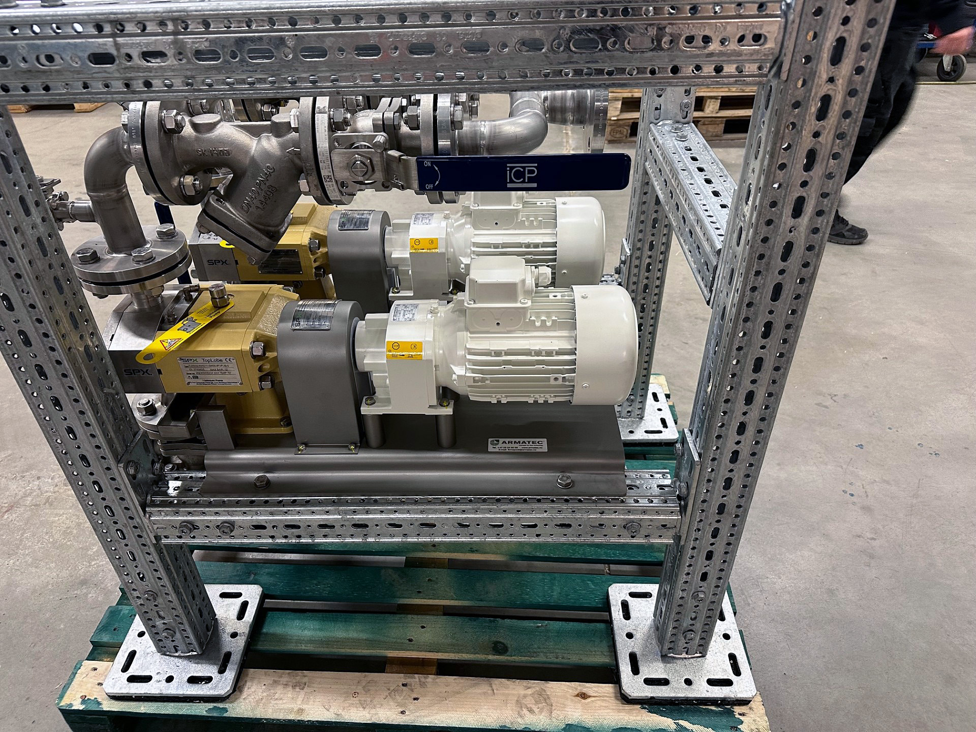 Armated skid for pumper